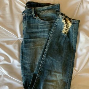 Women’s lucky brand jeans